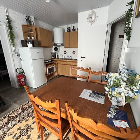 Le Petit Dome Villa Bievre Luaran gambar
